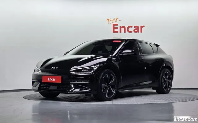 Kia EV6 — миниатюра 1