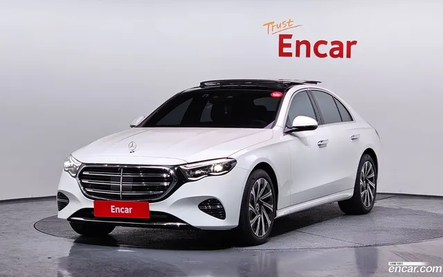 Mercedes-Benz E-Class (W214) E300 4MATIC — миниатюра 1