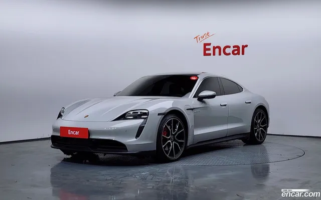 Porsche Taycan 4S — миниатюра 1