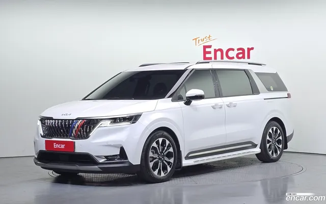 Kia Carnival 7 — миниатюра 1