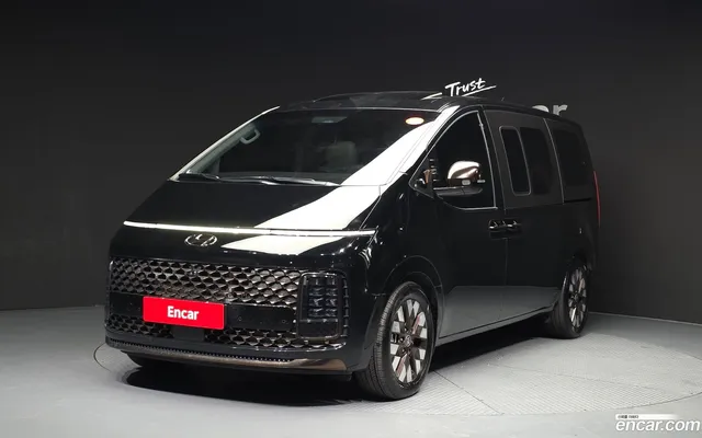 Hyundai Staria 4WD 7 — миниатюра 1