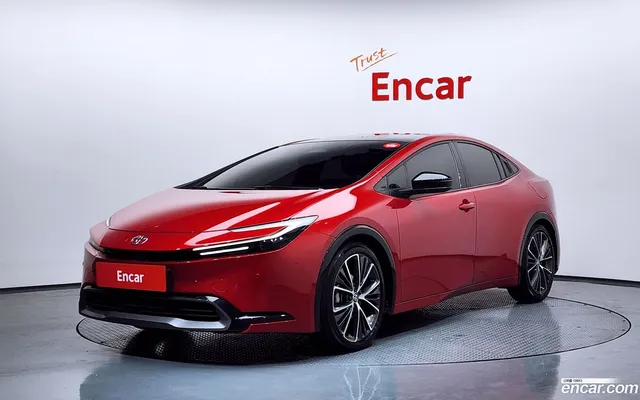 Toyota 5 2.0 XLE — миниатюра 1