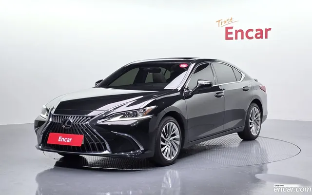 Lexus ES 300h — миниатюра 1