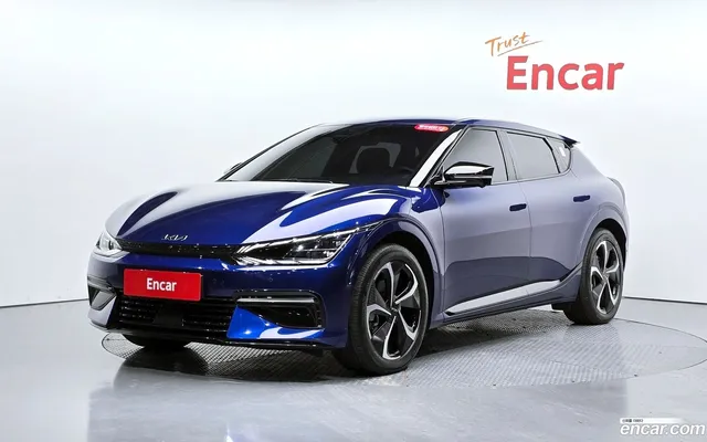 Kia EV6 — миниатюра 1