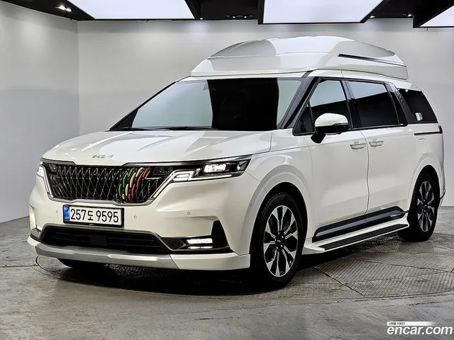 Kia Carnival 7 — миниатюра 1