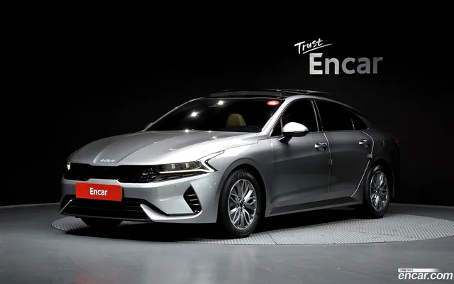 Kia K5 Hybrid — миниатюра 1