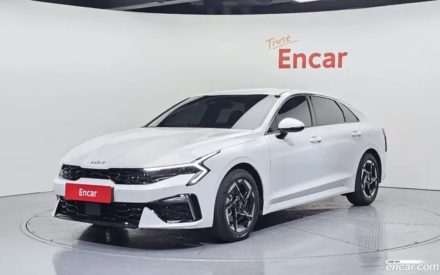 Kia K5 3 2.0 LPi() — миниатюра 1