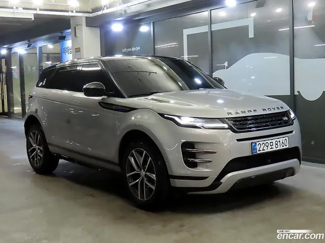 Land Rover Range Rover Evoque P250 SE — миниатюра 1