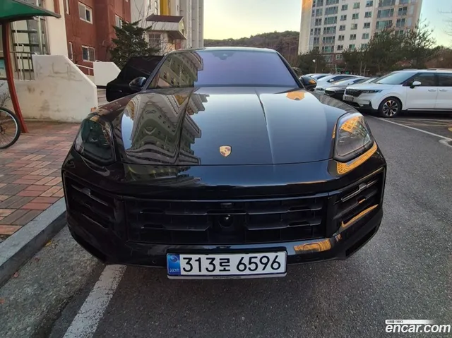 Porsche Cayenne (PO536) 3.0 S E- — миниатюра 1