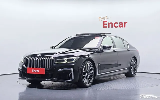 BMW 7 Series (G11) 740Li xDrive M — миниатюра 1