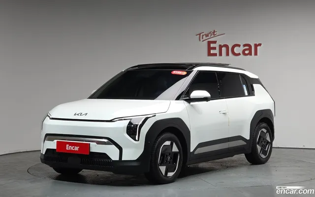 Kia EV3 2WD — миниатюра 1
