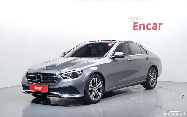 Mercedes-Benz E-Class (W213) E350 4MATIC — миниатюра 1