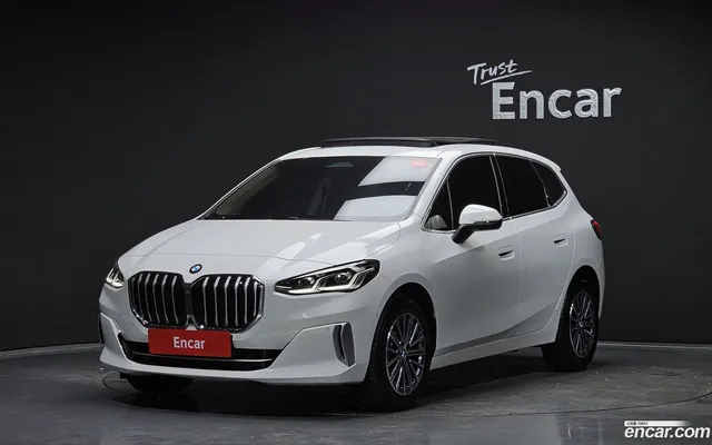 BMW 2 (U06) 220i — миниатюра 1