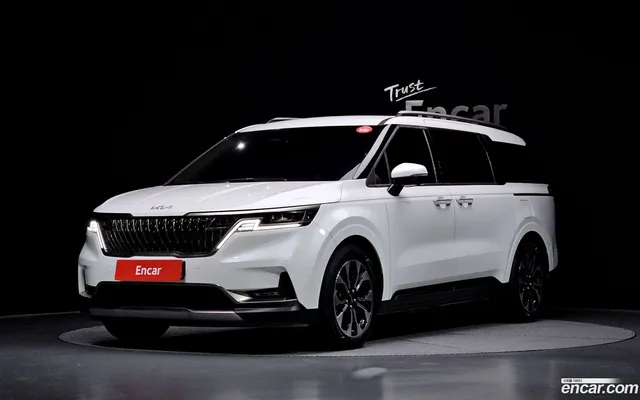 Kia Carnival 7 — миниатюра 1