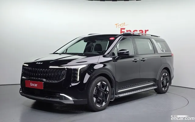 Kia Carnival 7 — миниатюра 1