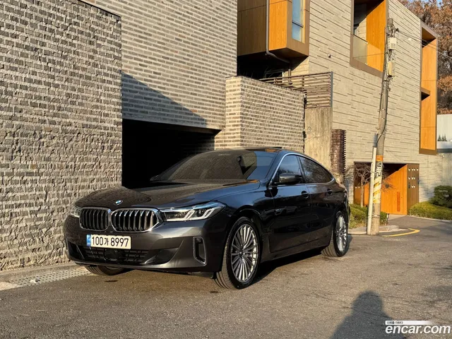 BMW 6 Series GT (G32) 640i xDrive — миниатюра 1