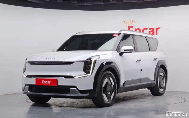 Kia EV9 4WD — миниатюра 1