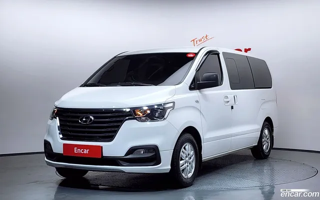 Hyundai Grand Starex — миниатюра 1