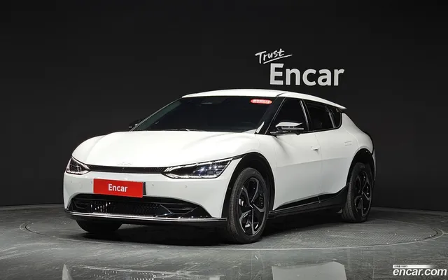 Kia EV6 — миниатюра 1