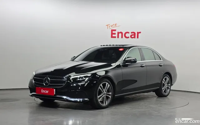 Mercedes-Benz E-Class (W213) E250 — миниатюра 1