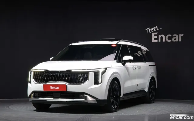 Kia Carnival 9 — миниатюра 1