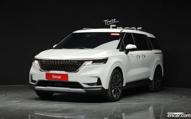 Kia Carnival 9 — миниатюра 1