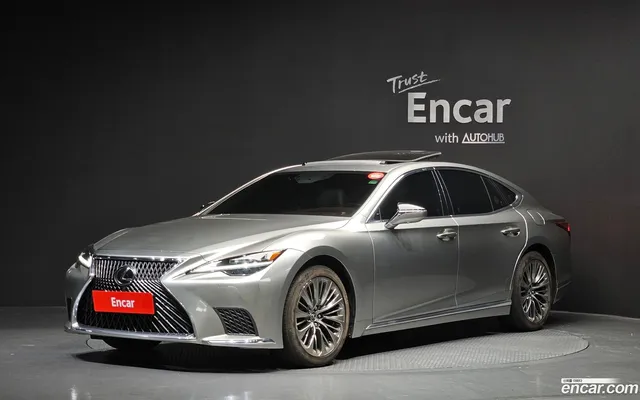 Lexus LS500h 5 3.5 AWD — миниатюра 1