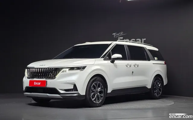 Kia Carnival 9 — миниатюра 1