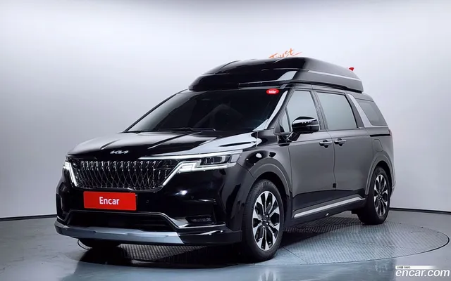 Kia Carnival 7 — миниатюра 1