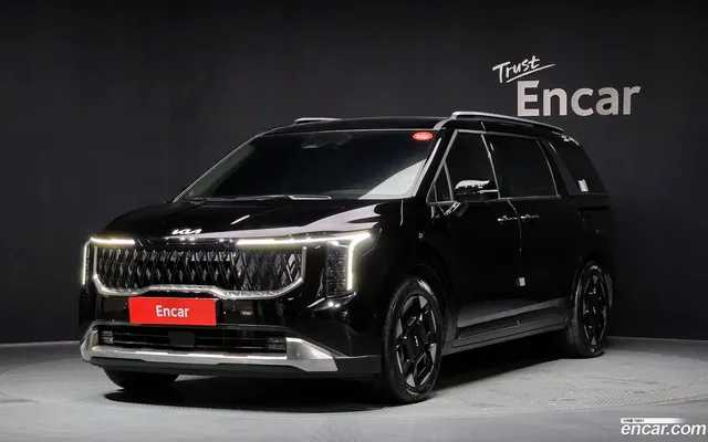 Kia Carnival 9 — миниатюра 1