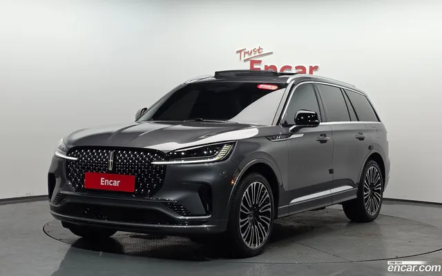 Lincoln Aviator 3.0 AWD — миниатюра 1