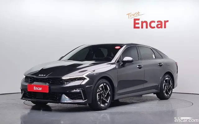 Kia K5 3 2.0 — миниатюра 1