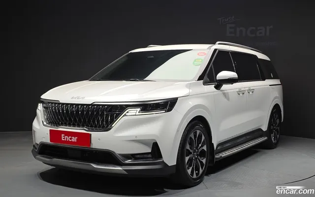 Kia Carnival 7 — миниатюра 1