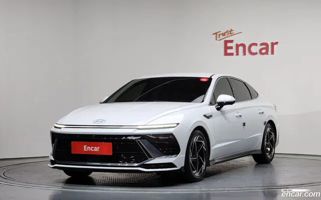 Hyundai (DN8) 1.6 — миниатюра 1