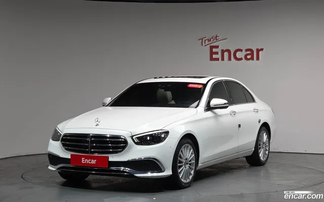 Mercedes-Benz E-Class (W213) E250 — миниатюра 1