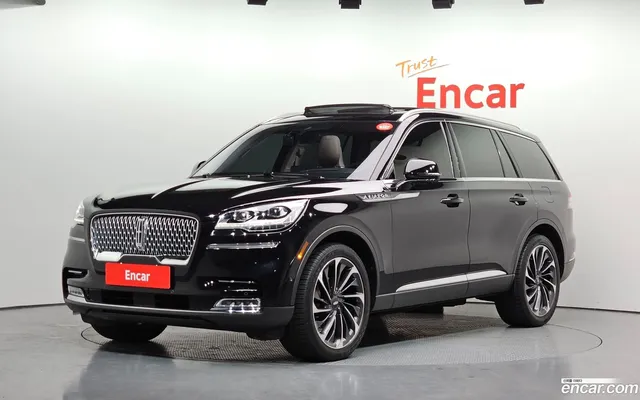 Lincoln Aviator 3.0 AWD — миниатюра 1