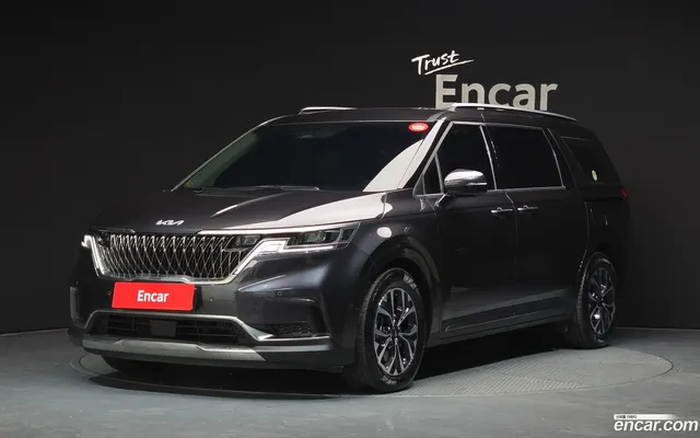 Kia Carnival 9 — миниатюра 1