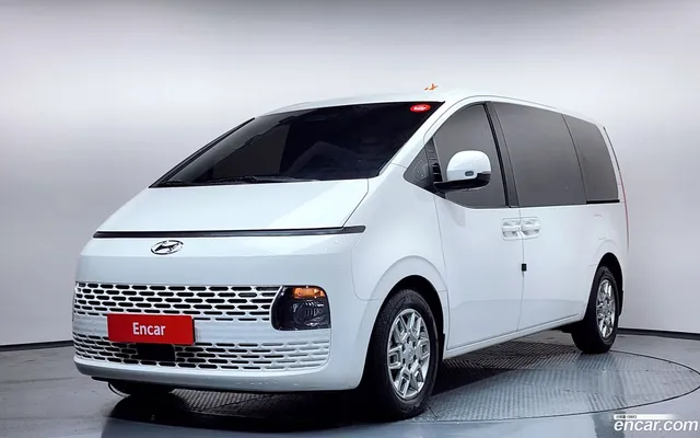 Hyundai Staria 3 — миниатюра 1