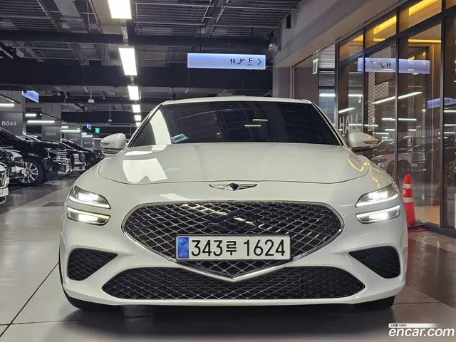 Genesis G70 2.0T 2WD — миниатюра 1
