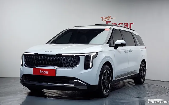 Kia Carnival HEV 9 — миниатюра 1