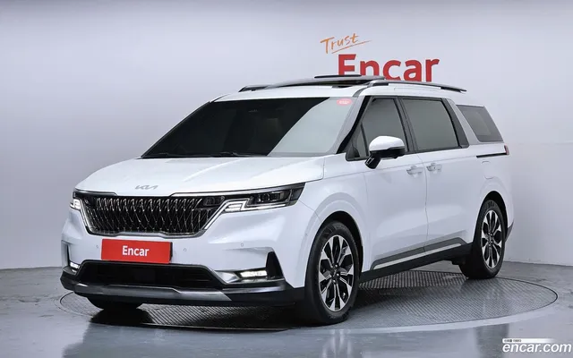 Kia Carnival 7 — миниатюра 1