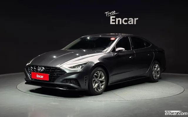 Hyundai Sonata (DN8) 2.0 — миниатюра 1