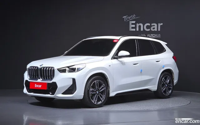 BMW X1 (U11) sDrive 20i M — миниатюра 1