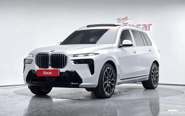 BMW X7 (G07) xDrive 40i M 6 — миниатюра 1