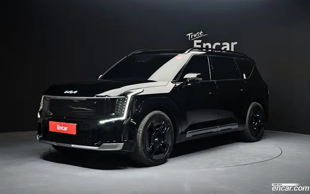 Kia EV9 4WD — миниатюра 1