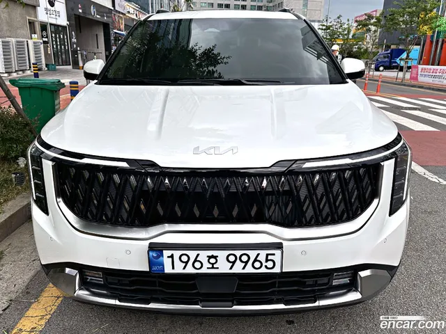 Kia Carnival HEV 9 — миниатюра 1
