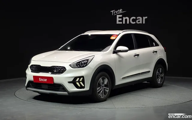 Kia Niro 1.6 HEV — миниатюра 1
