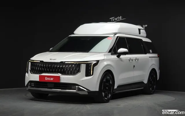 Kia Carnival 9 () — миниатюра 1