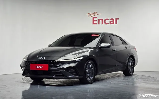 Hyundai Avante CN7 Hybrid — миниатюра 1