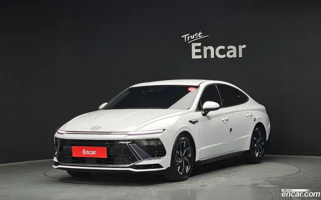 Hyundai (DN8) 1.6 — миниатюра 1